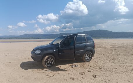 Chevrolet Niva I рестайлинг, 2012 год, 420 000 рублей, 27 фотография