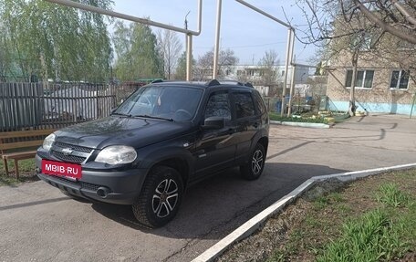 Chevrolet Niva I рестайлинг, 2012 год, 420 000 рублей, 24 фотография