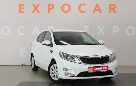 KIA Rio III рестайлинг, 2013 год, 750 000 рублей, 3 фотография
