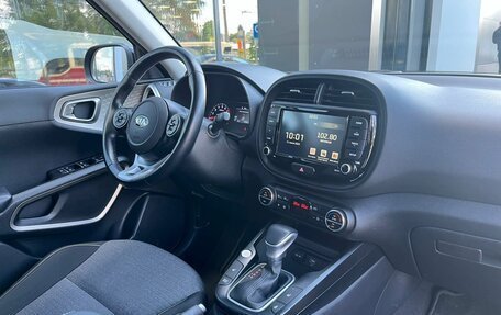 KIA Soul III, 2020 год, 1 735 000 рублей, 10 фотография