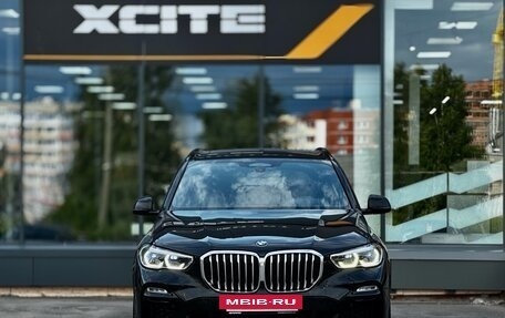 BMW X5, 2019 год, 5 490 000 рублей, 2 фотография
