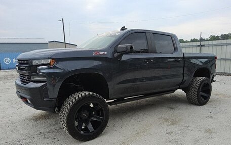 Chevrolet Silverado, 2023 год, 5 310 000 рублей, 1 фотография