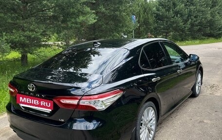 Toyota Camry, 2020 год, 4 000 000 рублей, 3 фотография
