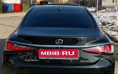 Lexus ES VII, 2020 год, 3 650 000 рублей, 6 фотография