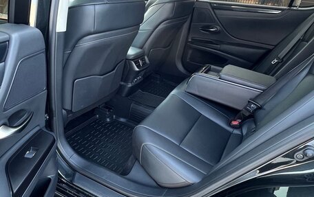 Lexus ES VII, 2020 год, 3 650 000 рублей, 14 фотография