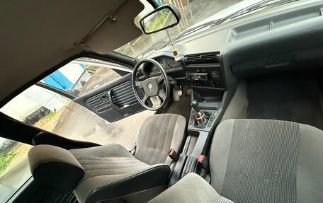 BMW 3 серия, 1990 год, 650 000 рублей, 13 фотография