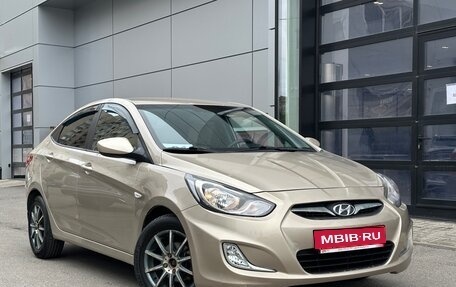 Hyundai Solaris II рестайлинг, 2011 год, 649 000 рублей, 1 фотография