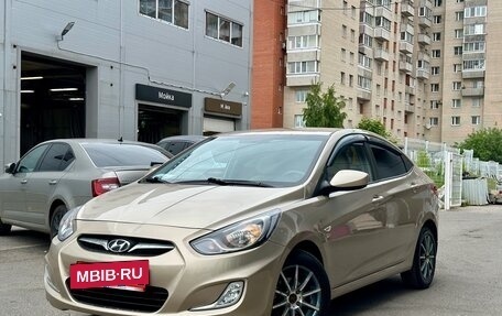 Hyundai Solaris II рестайлинг, 2011 год, 649 000 рублей, 3 фотография