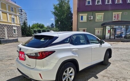 Lexus RX IV рестайлинг, 2017 год, 4 500 000 рублей, 5 фотография