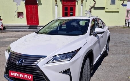 Lexus RX IV рестайлинг, 2017 год, 4 500 000 рублей, 8 фотография
