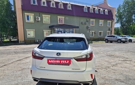 Lexus RX IV рестайлинг, 2017 год, 4 500 000 рублей, 7 фотография