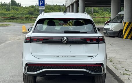 Volkswagen Tiguan, 2025 год, 4 590 000 рублей, 7 фотография