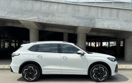 Volkswagen Tiguan, 2025 год, 4 590 000 рублей, 9 фотография