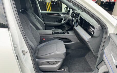 Volkswagen Tiguan, 2025 год, 4 590 000 рублей, 22 фотография