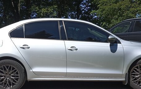 Volkswagen Jetta VI, 2013 год, 1 250 000 рублей, 6 фотография