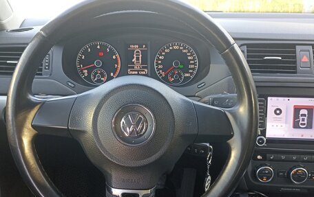 Volkswagen Jetta VI, 2013 год, 1 250 000 рублей, 8 фотография