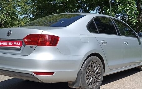 Volkswagen Jetta VI, 2013 год, 1 250 000 рублей, 3 фотография