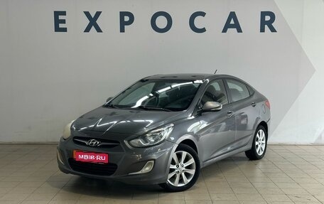 Hyundai Solaris II рестайлинг, 2011 год, 470 000 рублей, 1 фотография