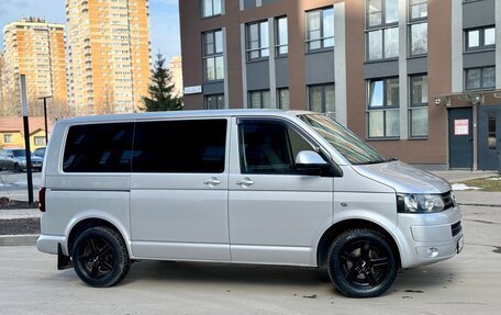 Volkswagen Caravelle T5, 2013 год, 2 250 000 рублей, 11 фотография
