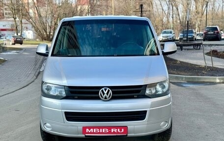 Volkswagen Caravelle T5, 2013 год, 2 250 000 рублей, 5 фотография