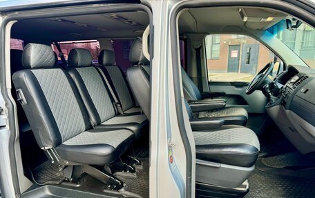 Volkswagen Caravelle T5, 2013 год, 2 250 000 рублей, 14 фотография
