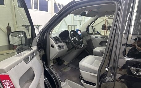 Volkswagen Multivan T5, 2008 год, 1 950 000 рублей, 9 фотография