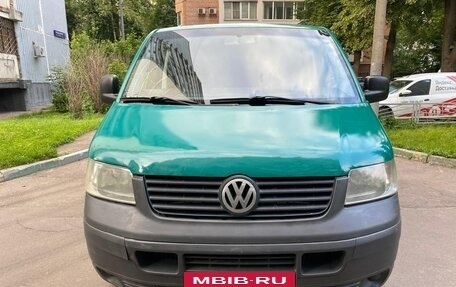 Volkswagen Transporter T5 рестайлинг, 2003 год, 830 000 рублей, 2 фотография