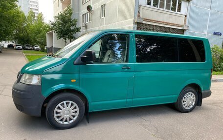 Volkswagen Transporter T5 рестайлинг, 2003 год, 830 000 рублей, 4 фотография