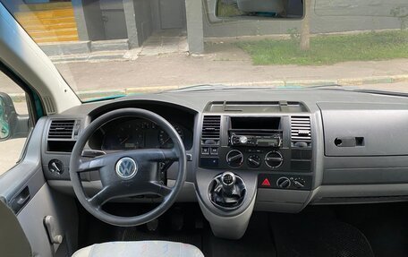 Volkswagen Transporter T5 рестайлинг, 2003 год, 830 000 рублей, 18 фотография