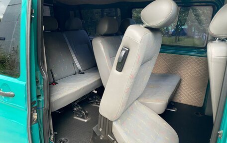 Volkswagen Transporter T5 рестайлинг, 2003 год, 830 000 рублей, 22 фотография