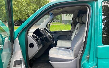 Volkswagen Transporter T5 рестайлинг, 2003 год, 830 000 рублей, 31 фотография
