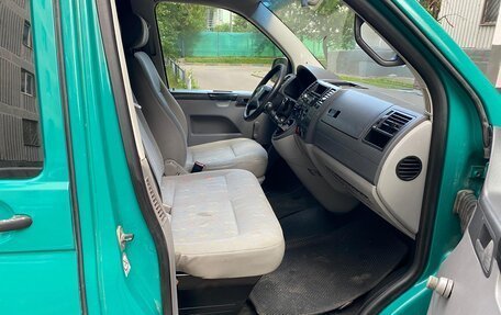 Volkswagen Transporter T5 рестайлинг, 2003 год, 830 000 рублей, 26 фотография