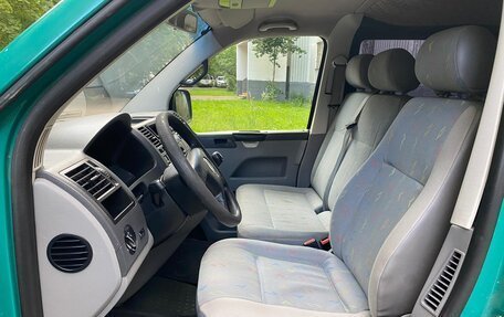 Volkswagen Transporter T5 рестайлинг, 2003 год, 830 000 рублей, 32 фотография