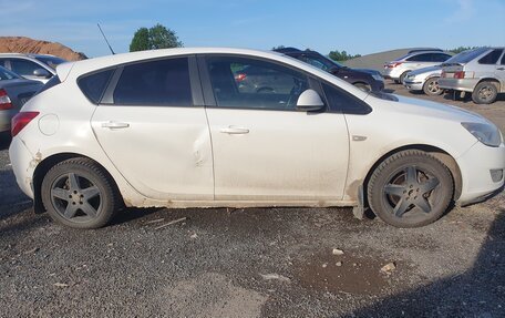 Opel Astra J, 2011 год, 380 000 рублей, 5 фотография