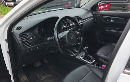 KIA Rio IV, 2018 год, 1 240 000 рублей, 8 фотография