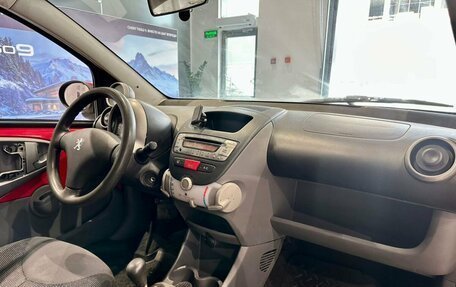 Peugeot 107 I рестайлинг, 2008 год, 360 000 рублей, 9 фотография