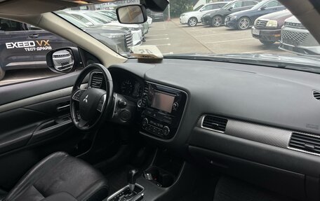 Mitsubishi Outlander III рестайлинг 3, 2012 год, 1 049 000 рублей, 9 фотография