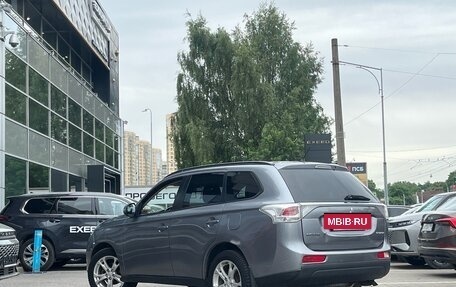 Mitsubishi Outlander III рестайлинг 3, 2012 год, 1 049 000 рублей, 6 фотография