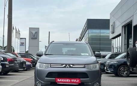 Mitsubishi Outlander III рестайлинг 3, 2012 год, 1 049 000 рублей, 2 фотография