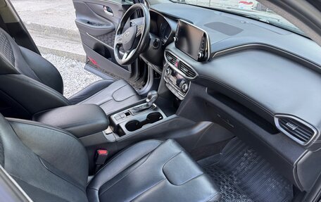 Hyundai Santa Fe IV, 2018 год, 2 680 000 рублей, 9 фотография