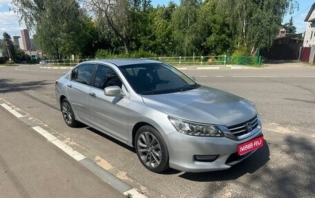 Honda Accord IX рестайлинг, 2013 год, 1 500 000 рублей, 1 фотография