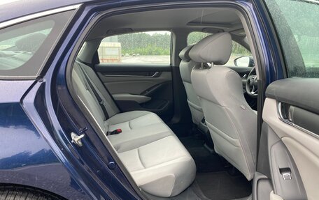 Honda Accord IX рестайлинг, 2019 год, 1 999 000 рублей, 13 фотография