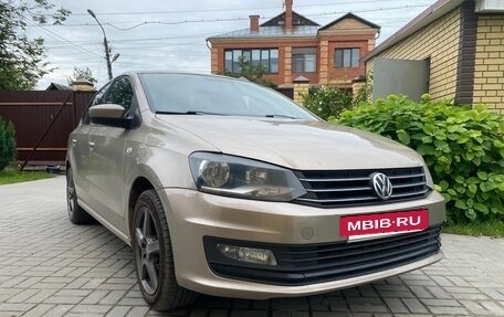 Volkswagen Polo VI (EU Market), 2015 год, 920 000 рублей, 4 фотография