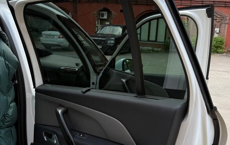 Citroen C4 Picasso II рестайлинг, 2017 год, 1 500 000 рублей, 9 фотография