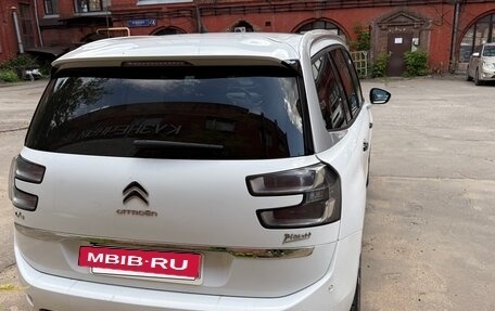 Citroen C4 Picasso II рестайлинг, 2017 год, 1 500 000 рублей, 3 фотография