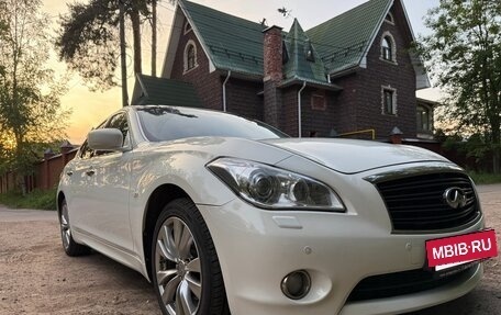 Infiniti M, 2012 год, 16 фотография