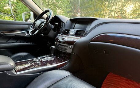 Infiniti M, 2012 год, 21 фотография