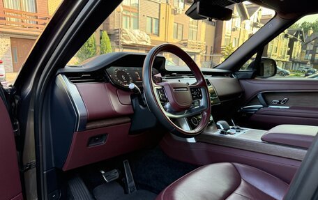 Land Rover Range Rover IV рестайлинг, 2022 год, 24 000 000 рублей, 9 фотография
