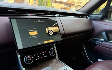 Land Rover Range Rover IV рестайлинг, 2022 год, 24 000 000 рублей, 12 фотография