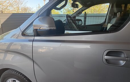 Hyundai H-1 II рестайлинг, 2021 год, 4 000 050 рублей, 10 фотография